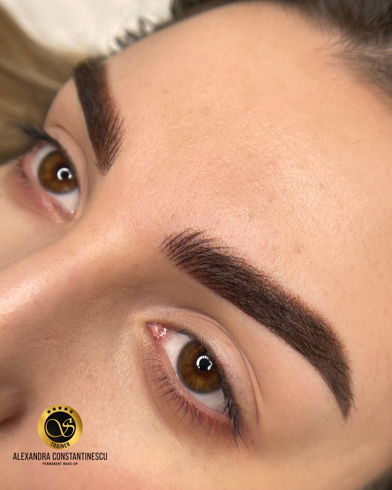 Alexandra Constantinescu – frumusețe naturală construită cu precizie, nu exagerare img.3