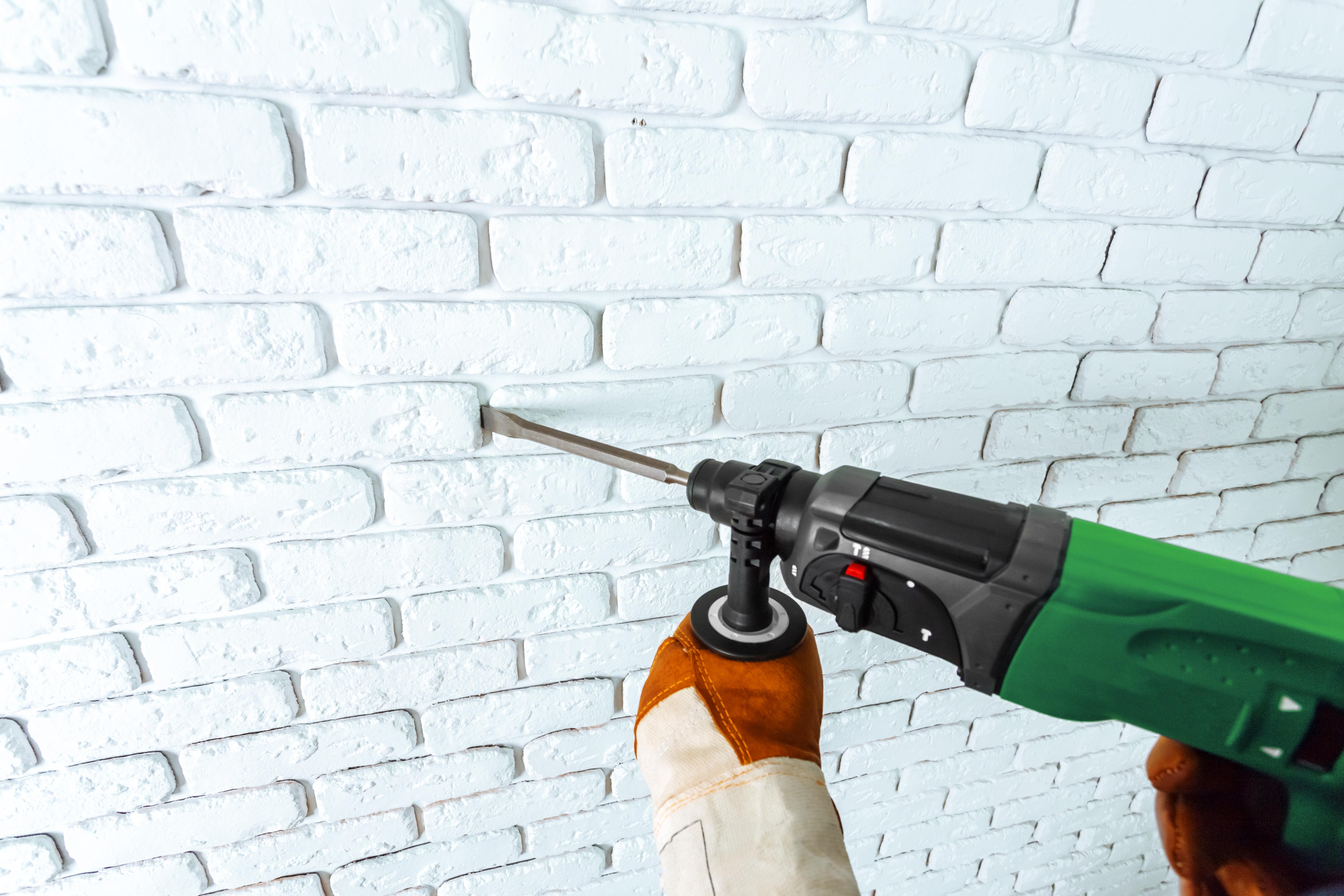 Bormașina cu percuție vs ciocan rotopercutor img.1