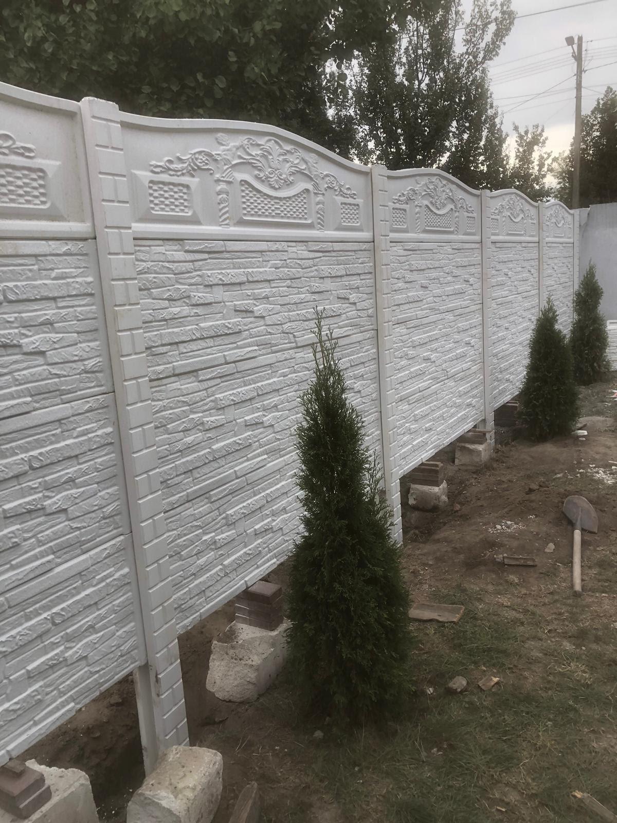 Cum montezi un gard in panta img.2