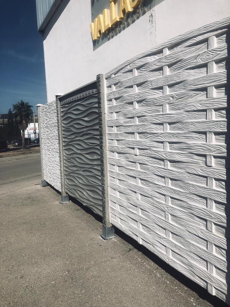 Cum montezi un gard in panta img.1